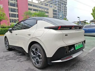 Lynk & Co Z20 2025 купить из Китая, цена 3 826 000 ₽ — Suifenhe Auto