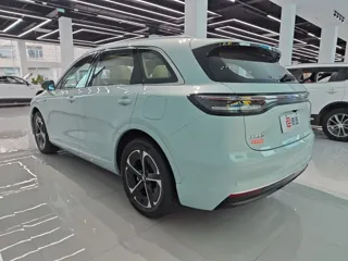 Shangjie H5 2025 купить из Китая, цена 3 567 000 ₽ — Suifenhe Auto