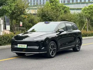 Shangjie H5 2025 купить из Китая, цена 4 040 000 ₽ — Suifenhe Auto