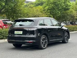 Shangjie H5 2025 купить из Китая, цена 4 040 000 ₽ — Suifenhe Auto