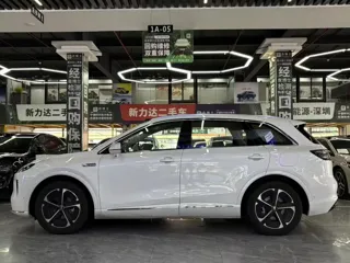 Shangjie H5 2025 купить из Китая, цена 3 912 000 ₽ — Suifenhe Auto