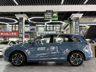 Shangjie H5 2025 купить из Китая, цена 3 858 000 ₽ — Suifenhe Auto