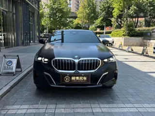 BMW 5 Series 2026 купить из Китая, цена 6 111 000 ₽ — Suifenhe Auto