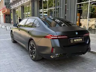 BMW 5 Series 2026 купить из Китая, цена 6 111 000 ₽ — Suifenhe Auto