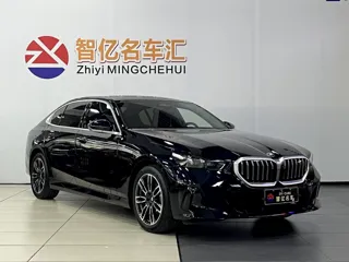 BMW 5 Series 2025 купить из Китая, цена 7 049 000 ₽ — Suifenhe Auto