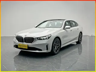 BMW 5 Series 2024 купить из Китая, цена 6 528 000 ₽ — Suifenhe Auto