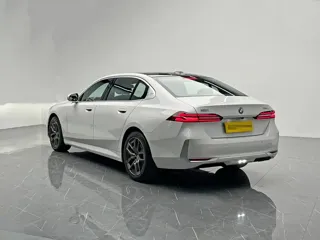 BMW 5 Series 2024 купить из Китая, цена 6 528 000 ₽ — Suifenhe Auto