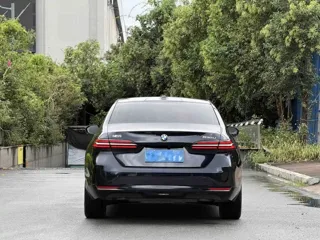 BMW 5 Series 2024 купить из Китая, цена 5 920 000 ₽ — Suifenhe Auto
