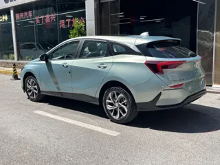 Buick Velite 6 2026 купить из Китая, цена 2 807 000 ₽ — Suifenhe Auto