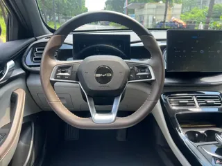BYD Qin PLUS 2024 купить из Китая, цена 2 353 000 ₽ — Suifenhe Auto