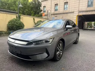 BYD Qin PLUS 2023 купить из Китая, цена 1 416 000 ₽ — Suifenhe Auto