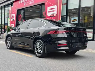 BYD Qin PLUS 2024 купить из Китая, цена 1 940 000 ₽ — Suifenhe Auto