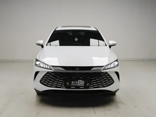BYD Qin PLUS 2026 купить из Китая, цена 2 826 000 ₽ — Suifenhe Auto