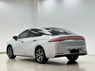 Aion S Plus 2023 купить из Китая, цена 3 305 000 ₽ — Suifenhe Auto
