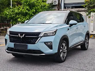 Wuling Xingchen 2022 купить из Китая, цена 1 077 000 ₽ — Suifenhe Auto