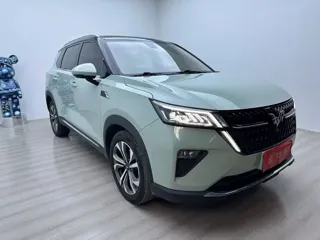 Wuling Xingchen 2022 купить из Китая, цена 1 390 000 ₽ — Suifenhe Auto