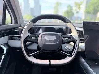 Geely Boyue L 2024 купить из Китая, цена 2 826 000 ₽ — Suifenhe Auto
