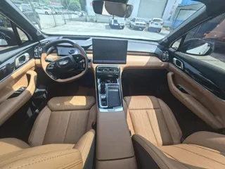 Geely Boyue L 2025 купить из Китая, цена 2 892 000 ₽ — Suifenhe Auto