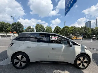 Baojun Cloud 2024 купить из Китая, цена 1 547 000 ₽ — Suifenhe Auto