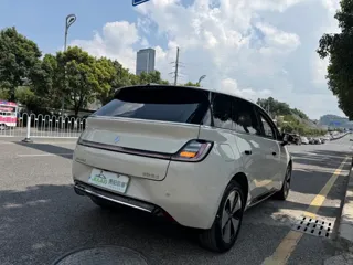 Baojun Cloud 2024 купить из Китая, цена 1 547 000 ₽ — Suifenhe Auto