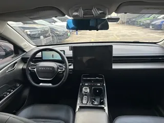 Wuling Starlight 2025 купить из Китая, цена 2 596 000 ₽ — Suifenhe Auto