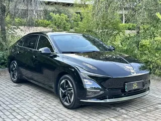 Wuling Starlight 2025 купить из Китая, цена 2 895 000 ₽ — Suifenhe Auto