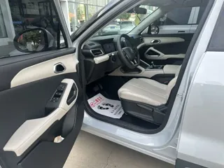 BYD Yuan UP 2025 купить из Китая, цена 1 637 000 ₽ — Suifenhe Auto