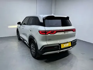 BYD Yuan UP 2024 купить из Китая, цена 1 765 000 ₽ — Suifenhe Auto