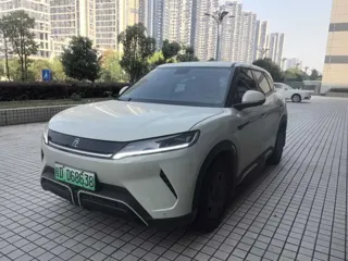 BYD Yuan UP 2024 купить из Китая, цена 1 801 000 ₽ — Suifenhe Auto
