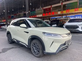 BYD Yuan UP 2024 купить из Китая, цена 1 765 000 ₽ — Suifenhe Auto