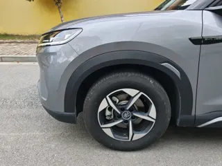 BYD Yuan UP 2024 купить из Китая, цена 2 643 000 ₽ — Suifenhe Auto