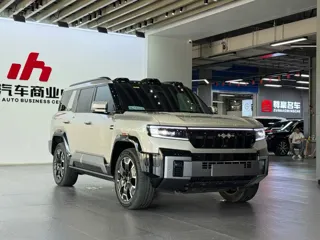 Fangchengbao Bao 8 2025 купить из Китая, цена 9 334 000 ₽ — Suifenhe Auto