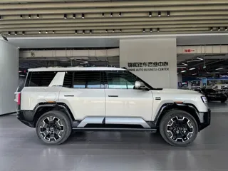 Fangchengbao Bao 8 2025 купить из Китая, цена 9 334 000 ₽ — Suifenhe Auto