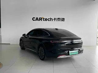 Baojun Xiangjing 2025 купить из Китая, цена 3 022 000 ₽ — Suifenhe Auto