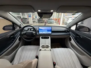 Aion RT 2024 купить из Китая, цена 3 477 000 ₽ — Suifenhe Auto
