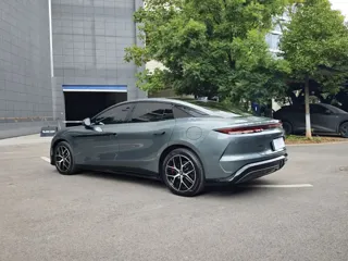 BYD Han L 2025 купить из Китая, цена 8 451 000 ₽ — Suifenhe Auto