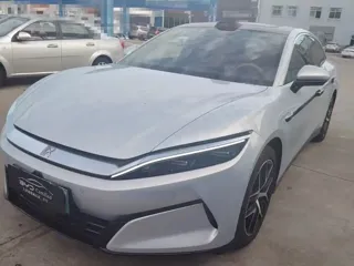 BYD Han L 2025