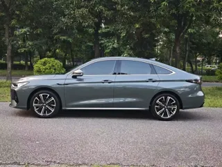 Chery Arrizo 8 PRO 2025 купить из Китая, цена 2 773 000 ₽ — Suifenhe Auto