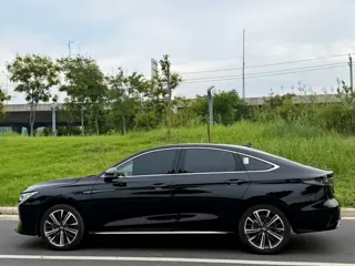 Chery Arrizo 8 PRO 2025 купить из Китая, цена 2 721 000 ₽ — Suifenhe Auto