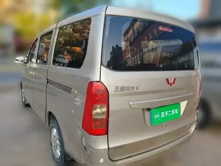 Wuling Rongguang 2018 купить из Китая, цена 1 004 000 ₽ — Suifenhe Auto