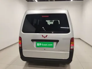 Wuling Sunshine 2023 купить из Китая, цена 919 000 ₽ — Suifenhe Auto