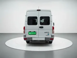 Iveco Daily 2021 купить из Китая, цена 2 124 000 ₽ — Suifenhe Auto