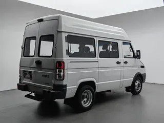 Iveco Daily 2021 купить из Китая, цена 1 995 000 ₽ — Suifenhe Auto