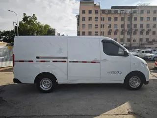 Wuling Yangguang 2024 купить из Китая, цена 1 250 000 ₽ — Suifenhe Auto