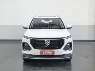 Baojun 530 2020 купить из Китая, цена 1 199 000 ₽ — Suifenhe Auto