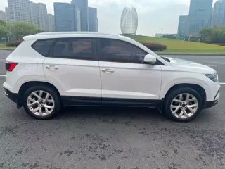 Jetta VS5 2021 купить из Китая, цена 1 194 000 ₽ — Suifenhe Auto