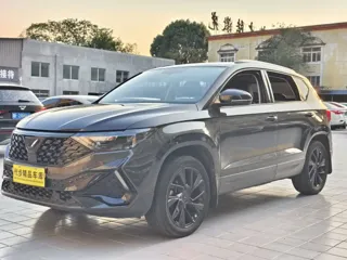 Jetta VS5 2023 купить из Китая, цена 1 237 000 ₽ — Suifenhe Auto