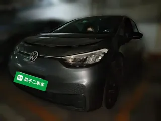 Volkswagen ID.3 2023 купить из Китая, цена 1 772 000 ₽ — Suifenhe Auto