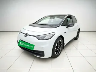 Volkswagen ID.3 2023 купить из Китая, цена 1 723 000 ₽ — Suifenhe Auto