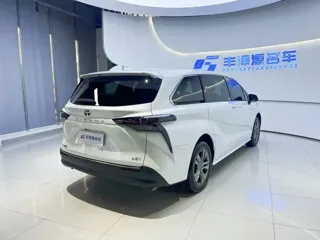 Toyota SIENNA 2026 купить из Китая, цена 7 489 000 ₽ — Suifenhe Auto